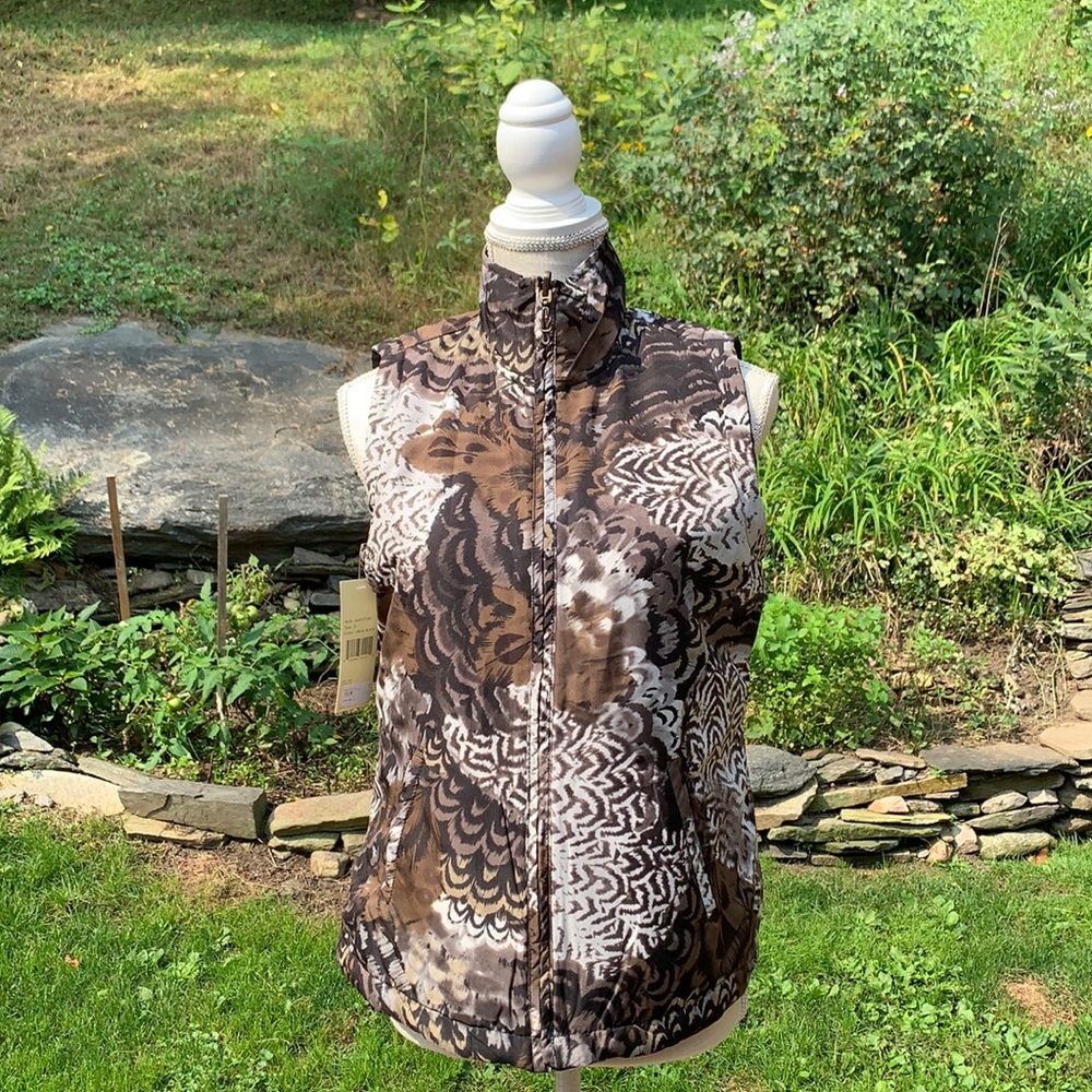 🆕 NWT Mountain Lake reversible vest Size Small